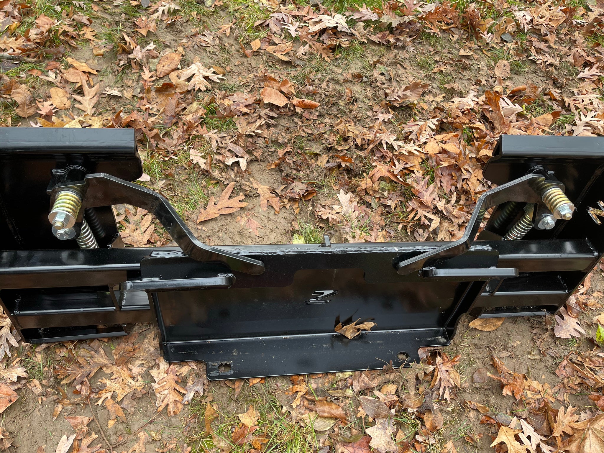 Toro Style Mount to Full Size Quick Tach Adapter